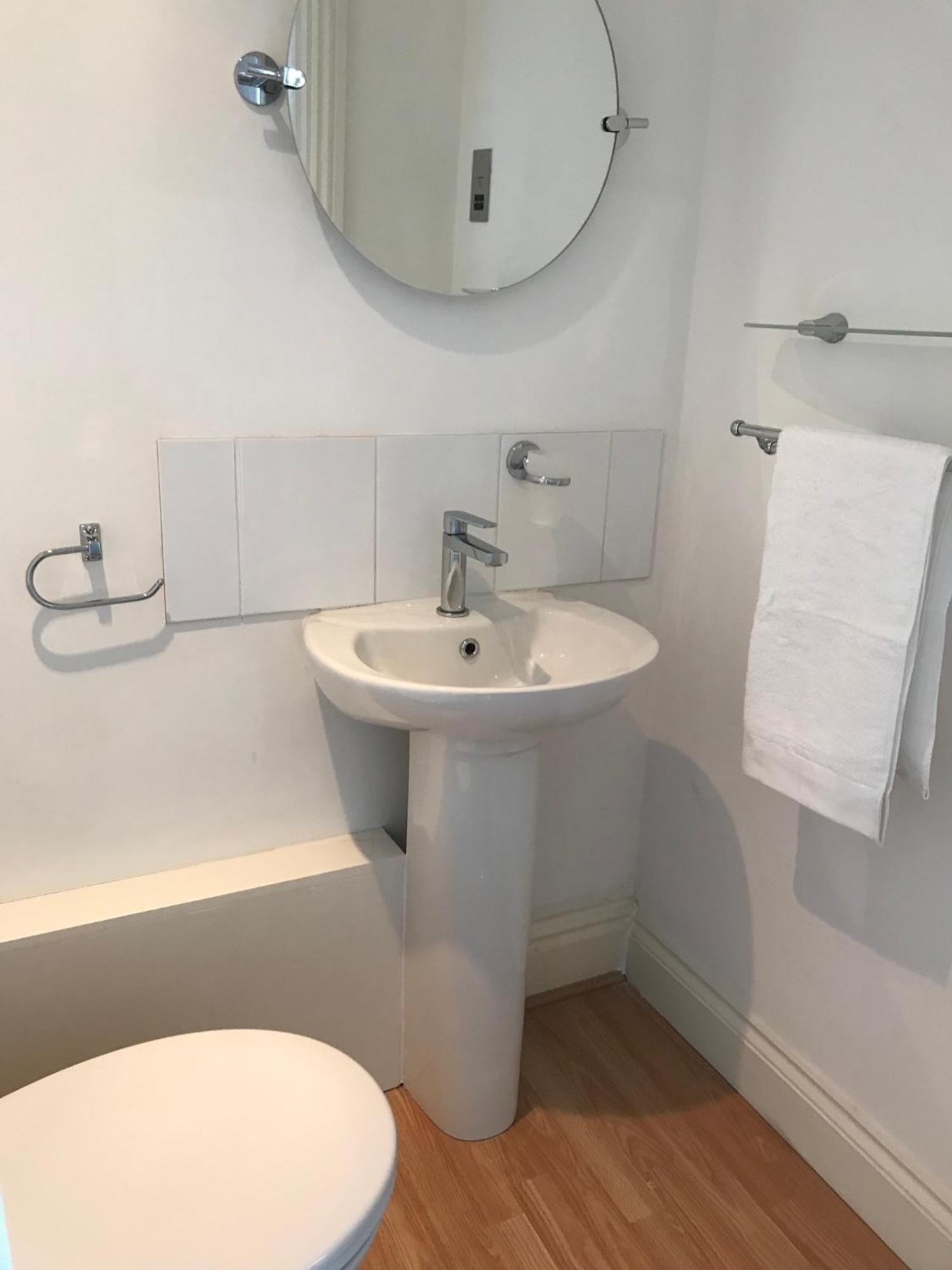 Apartment Large Modern Maisonette With Parking Plymouth